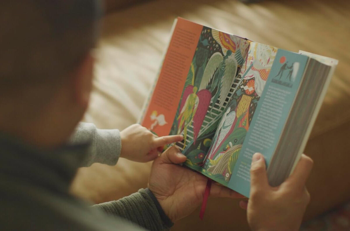 The Biggest Story Bible Storybook - Image 13